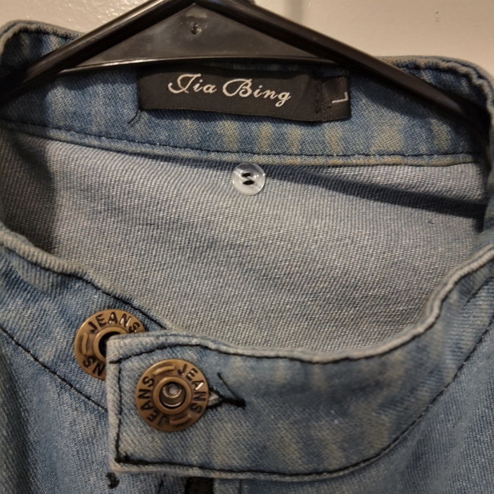 Jean Jacket - Picture 4 of 4
